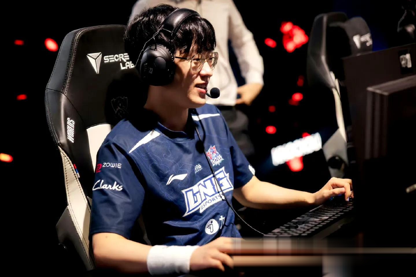 Scout连续五场比赛得分超过败北,切尔西不断突破!赛场气氛高涨-九游网页版