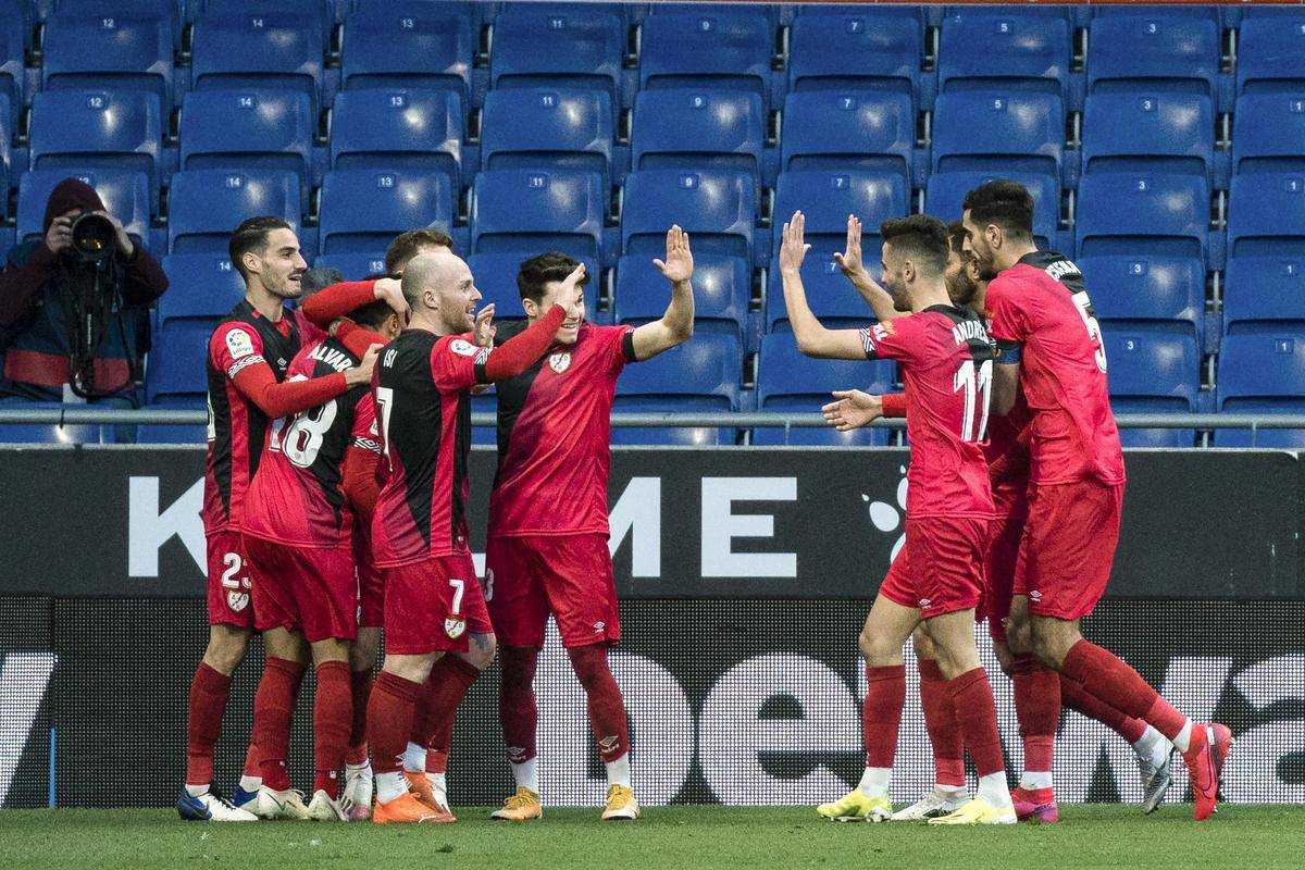 赛后西甲焦点战，北京首钢迎来里程碑，质疑声仍在，轮换策略成焦点的简单介绍-九游娱乐APP